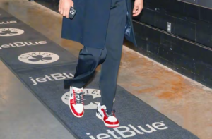 Giay Nike Air Jordan 1 Retro Low OG SP x Trophy Room  'Away' FN0432-100