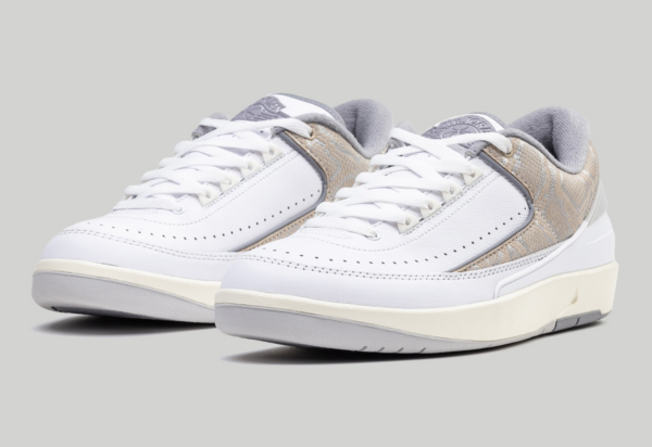 Giay Nike Air Jordan 2 Retro Low 'Python' DV9956-100