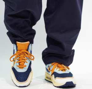 Giay Nike Air Max 1 ’87 'Aura' FQ8900-440