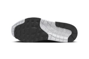 Giay Nike Air Max 1 'Football Grey' DZ2628-105