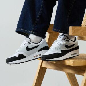 Giay Nike Air Max 1 'White Black' DZ2628-102