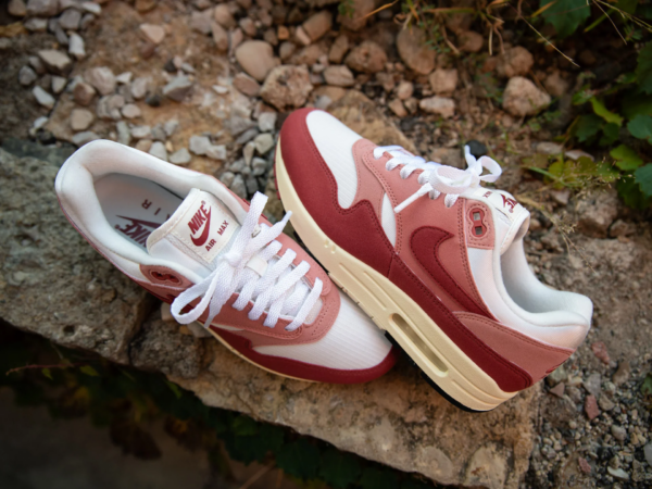 Giay Nike Air Max 1 ‘Red Stardust’ DZ2628-103