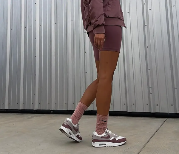 Giay Nike Air Max 1 ‘Smokey Mauve’ DZ2628-104