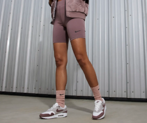 Giay Nike Air Max 1 ‘Smokey Mauve’ DZ2628-104