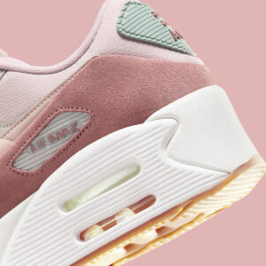 Giay Nike Air Max 90 LV8 'Smokey Mauve' FD4328-001