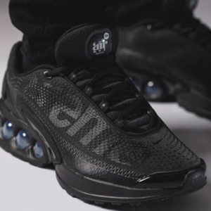Giay Nike Air Max DN x Supreme 'Black Galactic Jade' FZ4044-001