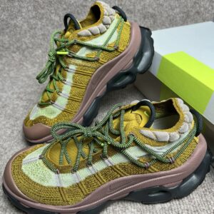 Giay Nike Air Max Flyknit Venture 'Bronzine' FD2110-700