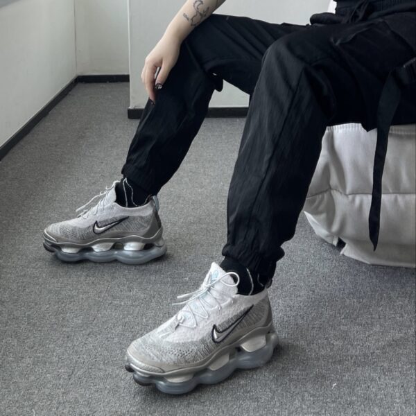 Giay Nike Air Max Scorpion 'Tan Chrome' FD4612-001