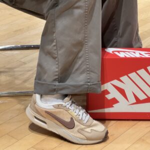 Giay Nike Air Max Solo 'Sesame Smokey Mauve' FZ5050-221