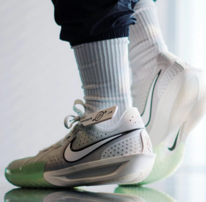 Giay Nike G.T. Cut 3 EP 'Light Bone Sail' DV2918-003