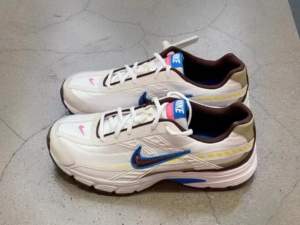 Giay Nike Initiator 'White Neon Blue' FN3443-121