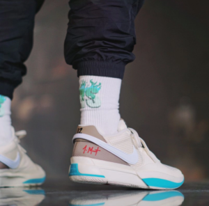 Giay Nike Ja 1 'Seasonal' DR8786-102