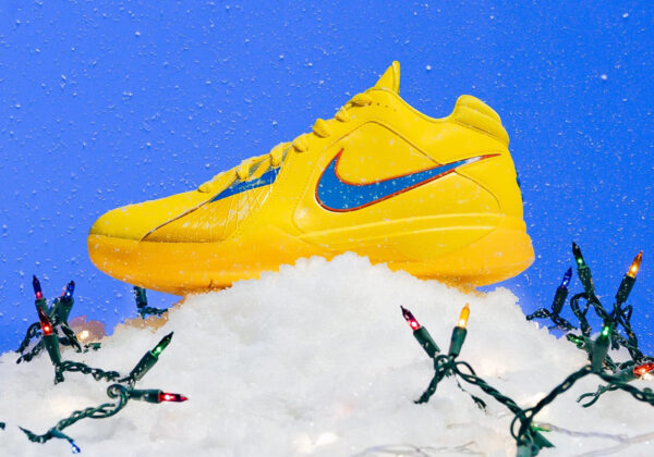 Giay Nike KD 3 'Christmas' FD5606-700
