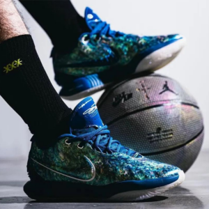 Giay Nike LeBron 21 'Abalone' FN0708-400