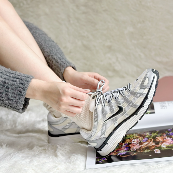 Giay Nike P-6000 'Coconut Milk Metallic Silver' FV6603-100