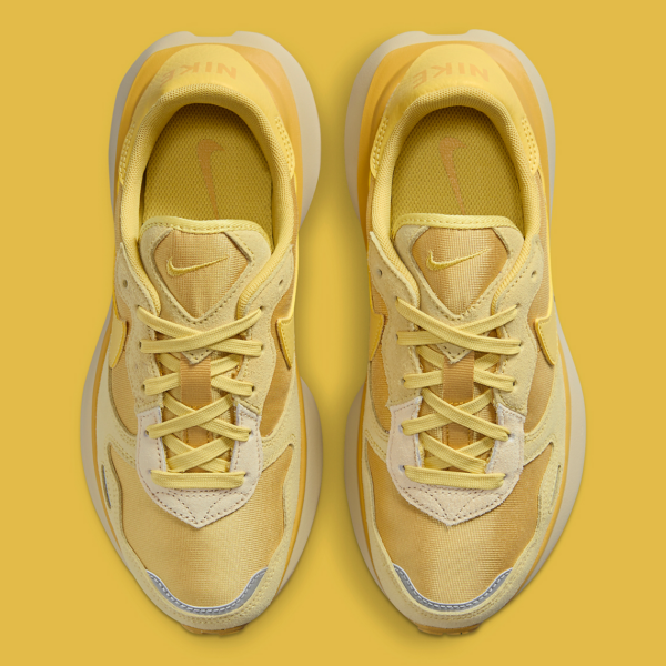 Giay Nike Phoenix Waffle 'University Gold' FJ1409-700