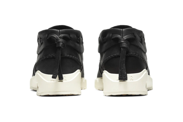 Giay Nike SB Air Max Janoski 2 Moc 'Black Pale Ivory' BQ6840-002