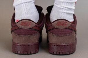 Giay Nike SB Dunk Low 'City of Love' FN0619-600