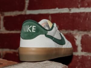 Giay Nike SB Heritage Vulc SB 'Lucky Green Gum' CD5010-101