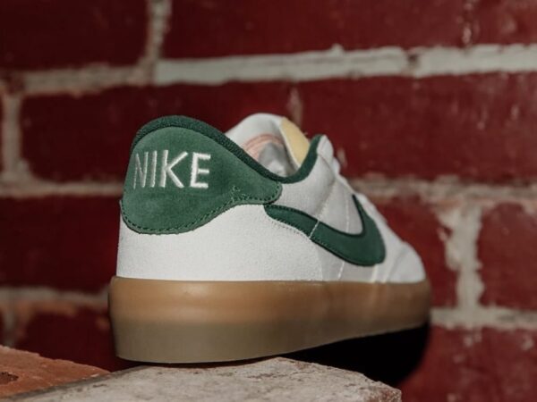 Giay Nike SB Heritage Vulc SB 'Lucky Green Gum' CD5010-101