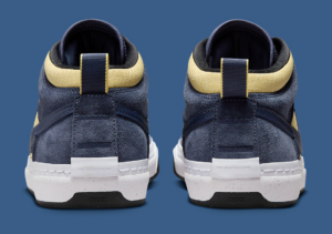Giay Nike SB React Leo 'Blue Gold' DX4361-400