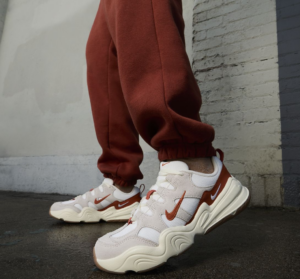 Giay Nike Tech Hera Low 'White Orange' FQ8107‑133