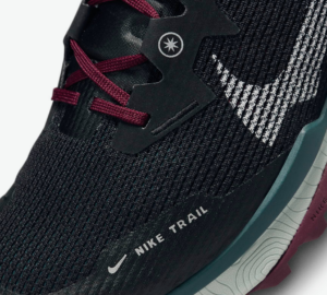 Giay Nike Wildhorse 8 'Black Deep Jungle' DR2686-004