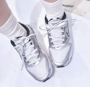 Giay Nike Zoom Air Fire 'Silver White' DR7852‑001