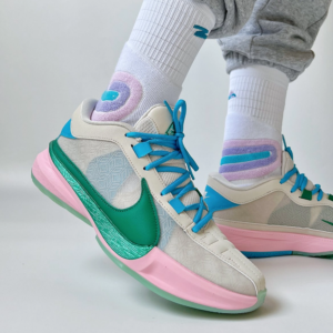 Giay Nike Zoom Freak 5 '5 The Hard Way' DX4985-100