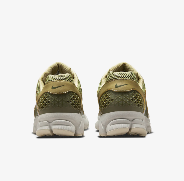 Giay Nike Zoom Vomero 5 'Neutral Olive' FJ1915-200