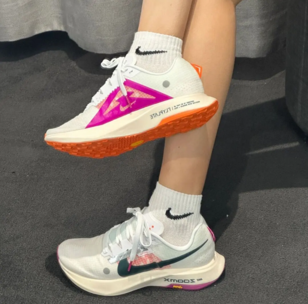Giay Nike ZoomX Ultrafly Trail 'White Grape Jungle' DX1978-101