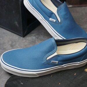 Giay Vans Classic Slip‑On 'Navy' VN000EYENVY