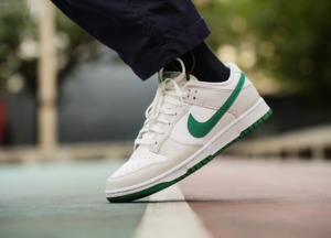 Mua Giay Nike Dunk Low 'Summit White Malachite' DV0831-107