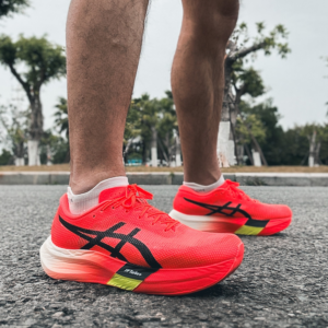 Giay Asics Metaspeed 'Sky Paris U' 1013A123-600