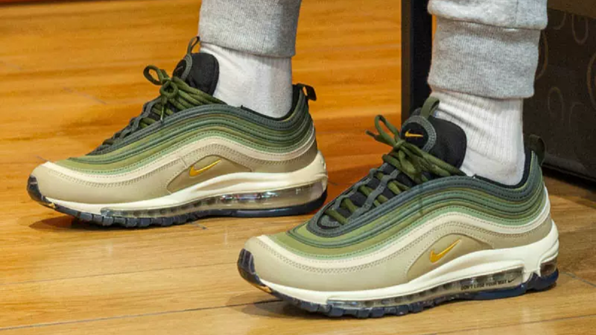 10 "siêu phẩm" sneakers cho quý ông sành điệu Hinh anh 5: 10 "sieu pham" sneakers cho quy ong sanh dieu