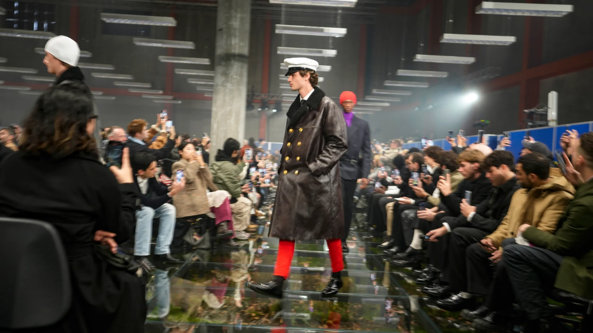 Hinh anh 9: Prada: Bieu tuong cua su sang trong va dang cap