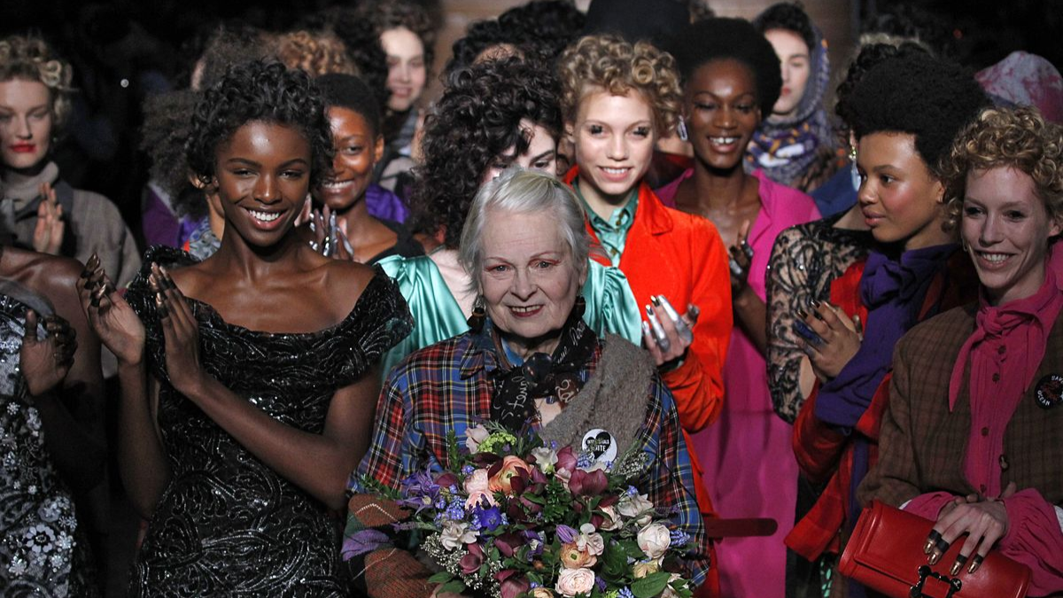 Hinh anh 2: Moi dieu can biet truoc khi sam tui & trang suc Vivienne Westwood