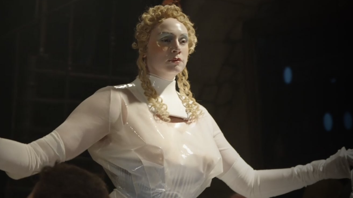 Maison Margiela Artisanal: Giải mã sức hút của show diễn độc đáo Hinh anh 5: Maison Margiela Artisanal: Giai ma suc hut cua show dien doc dao