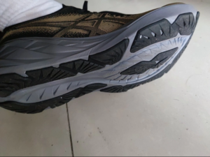 Giay Asics Novablast 4 Platinum 'Black' 1011B924-001