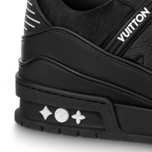 Giay Louis Vuitton LV Trainers 'Black' 1AARF4