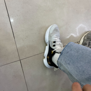 Giay Under Armour Flow FUTR X2 'White Black' 3024978‑100