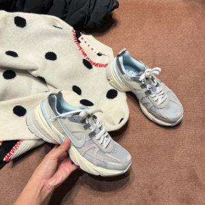 Giay Nike V2K Run 'Light Bone Iron Ore' FZ3596‑072