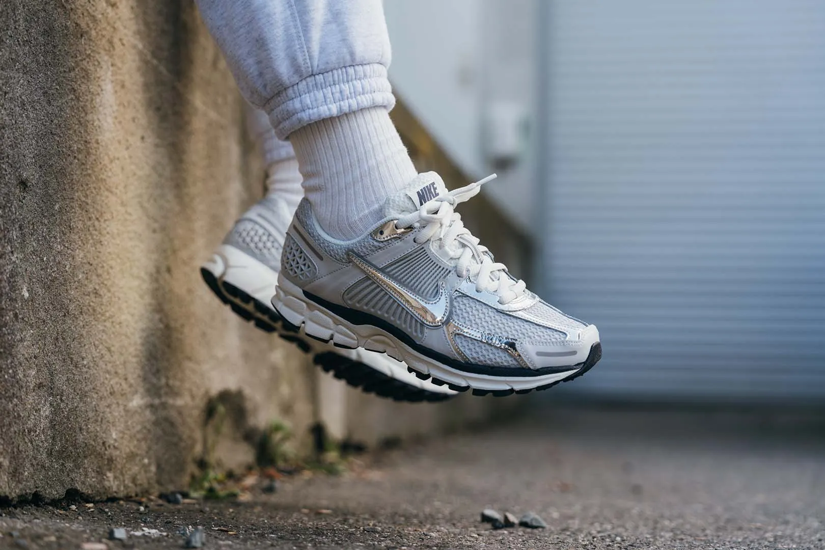 Hinh anh 11: Top 11 doi giay sneaker de cao su hot nhat hien nay