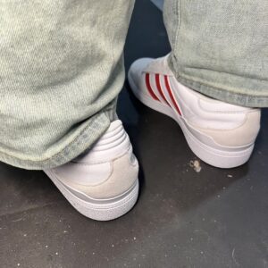 Giay Adidas Busenitz 'White Scarlet' HQ2030