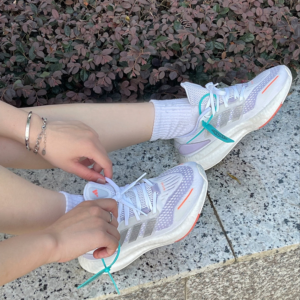 Giay Adidas PureBoost 22 Heat.RDY 'White Coral Fusion' HQ1420