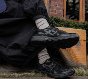 Giay Asics Gel-1130 'Black Graphite Grey' 1201A256-002