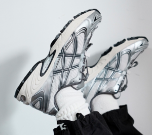 Giay Asics Gel-Kahana TR V4 'Silver White' 1203A497-200