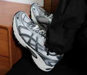 Giay Asics Gel-Kahana TR V4 'Silver White' 1203A497-200