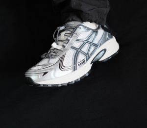 Giay Asics Gel-Kahana TR V4 'Silver White' 1203A497-200