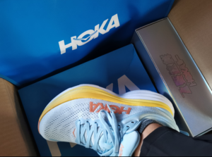 Giay Hoka Bondi 8 'Summer Song' 1127952-SSCA